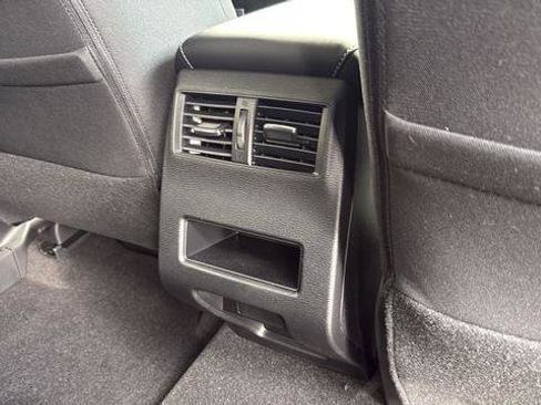 New 2026 Mitsubishi Outlander ES image 25