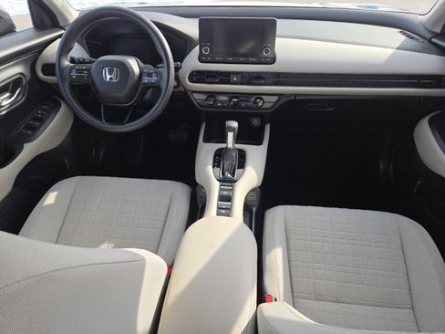 Used 2023 Honda HR-V LX image 22