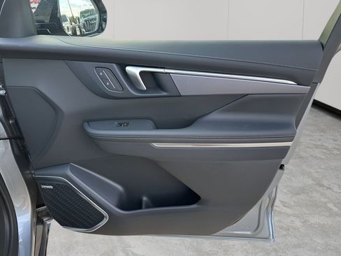 New 2026 Buick Enclave Sport Touring w/ LPO, Floor Liner Package image 13