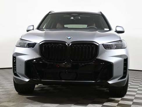 New 2026 BMW X5 xDrive40i w/ M Sport Package image 10