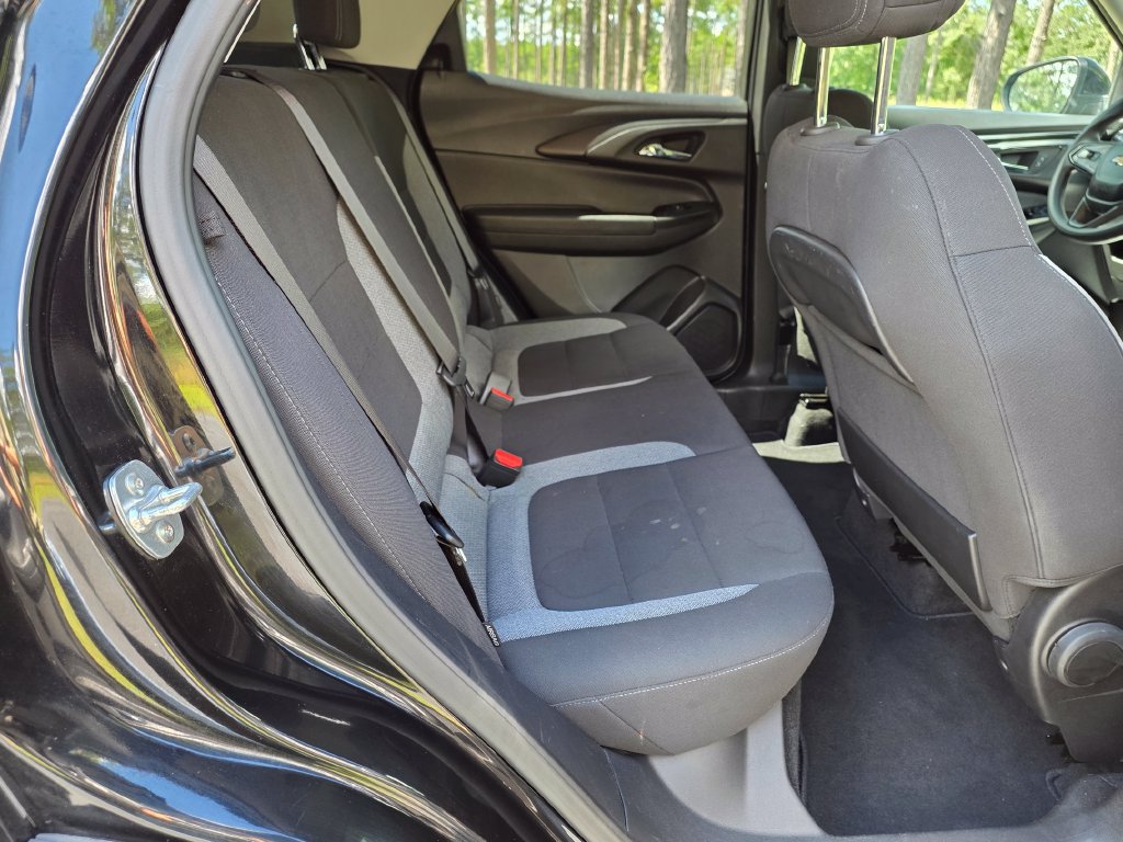 Used 2025 Chevrolet TrailBlazer LT FWD image 20