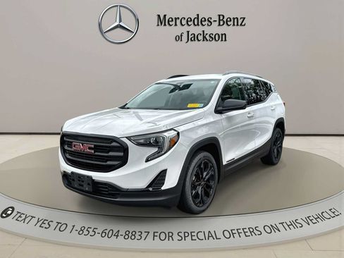 Used 2021 GMC Terrain SLE w/ Driver Convenience Package AWD/4WD image 4