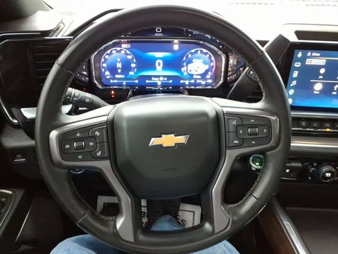 Used 2024 Chevrolet Silverado 2500 High Country w/ High Country Premium Package AWD/4WD image 25