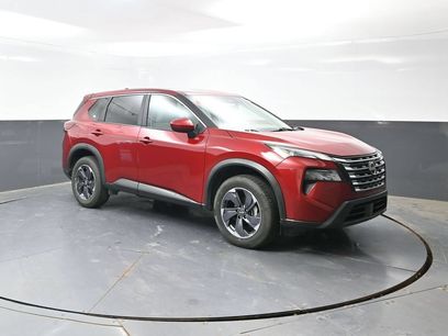 Used 2025 Nissan Rogue SV