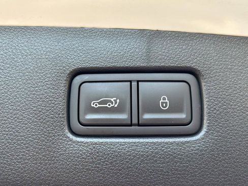 Certified 2026 Genesis GV70 2.5T image 49