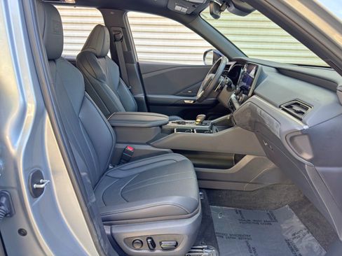 Used 2025 Lexus TX 500h AWD image 15