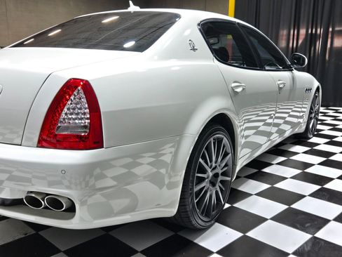 Used 2012 Maserati Quattroporte S RWD image 36
