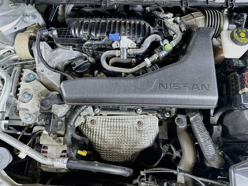 Used 2018 Nissan Rogue SV FWD image 32