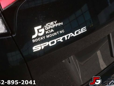 Certified 2025 Kia Sportage SX FWD image 10