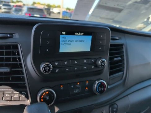 New 2025 Ford Transit 250 148 Medium Roof image 19