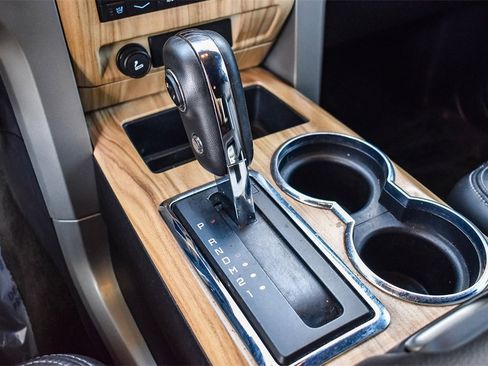 Used 2011 Ford F150 Lariat w/ Lariat Chrome Pkg image 18