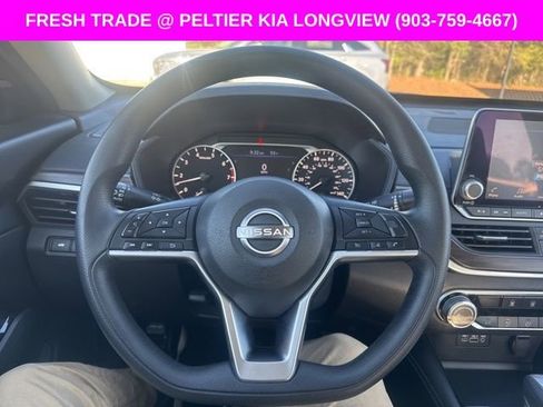 Used 2023 Nissan Altima 2.5 SV image 16