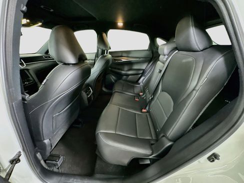 Used 2023 INFINITI QX55 Luxe w/ Cargo Package AWD/4WD image 27