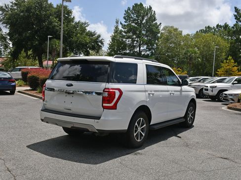 Used 2020 Ford Expedition XLT RWD image 4