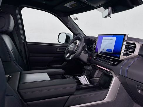 New 2026 Toyota Tundra Platinum image 32