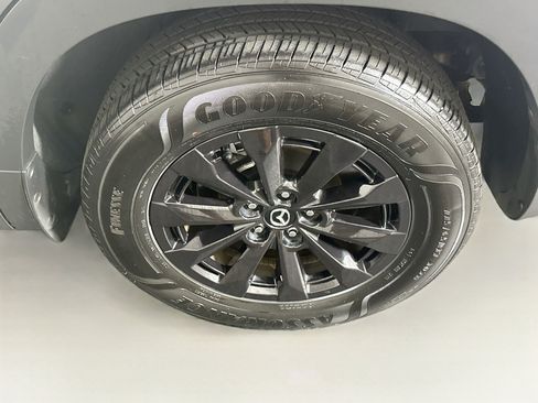 Used 2025 MAZDA CX-50 AWD 2.5 Hybrid w/ Premium Pkg image 11