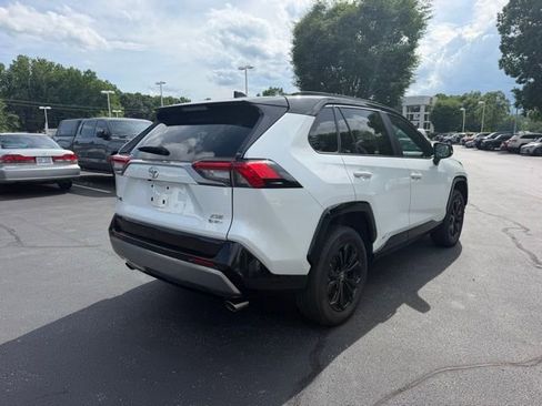 Used 2025 Toyota RAV4 XSE AWD/4WD image 8