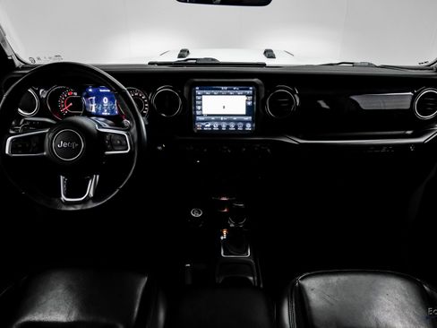 Used 2022 Jeep Wrangler Unlimited Rubicon w/ Xtreme Recon 35" Tire Package image 37