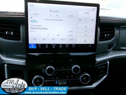 Used 2024 Ford Expedition Max XLT RWD image 12