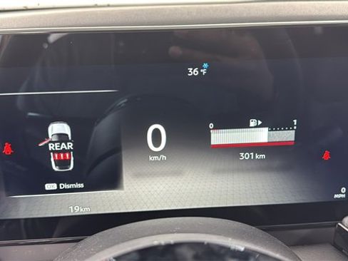 Used 2025 Nissan Kicks SR w/ Illumination Package image 20