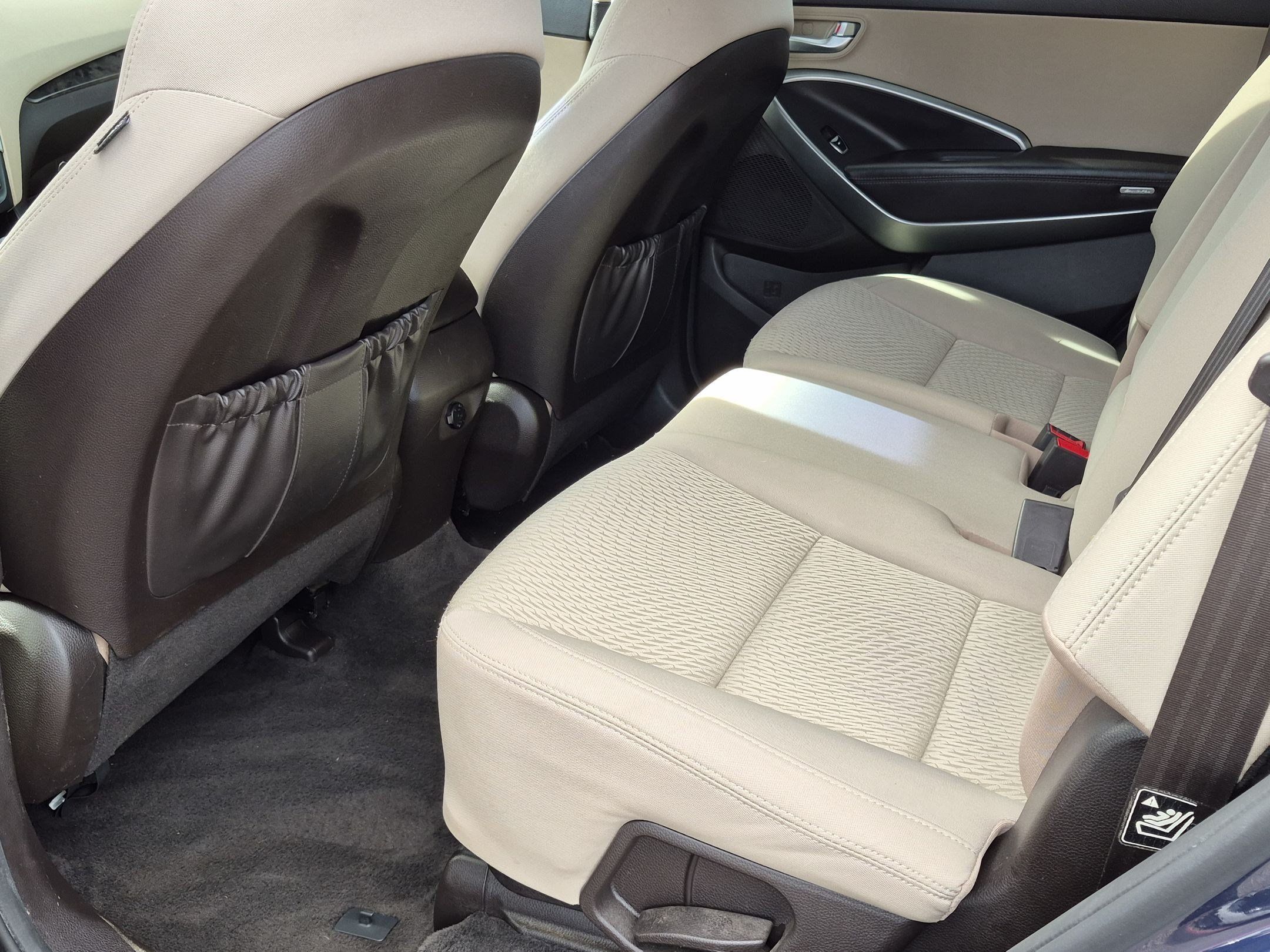 Used 2018 Hyundai Santa Fe SE FWD image 22