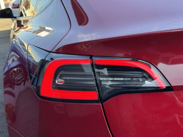 Used 2021 Tesla Model 3 Standard Range Plus RWD image 15