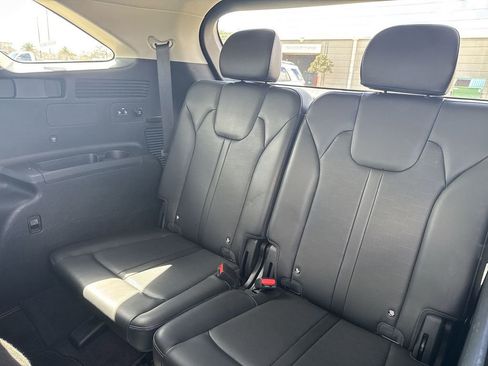 Used 2024 Kia Sorento S image 30