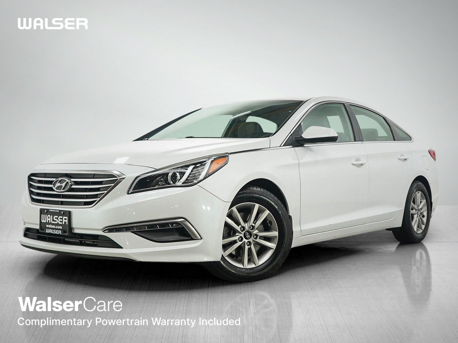 Used 2015 Hyundai Sonata SE w/ Option Group 09 FWD image 1