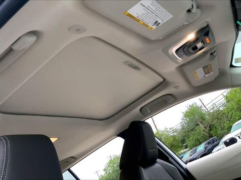Used 2024 Toyota Corolla Cross XLE w/ Convenience Package FWD image 14