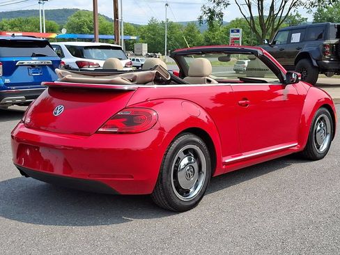 Used 2013 Volkswagen Beetle 2.5 FWD image 10