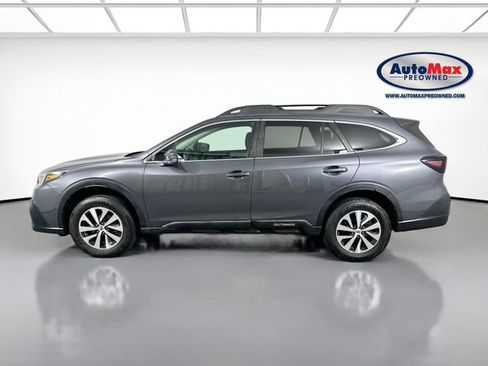 Used 2022 Subaru Outback Premium AWD/4WD image 6