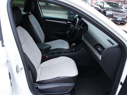 Used 2020 Volkswagen Jetta R-Line w/ R-Line Cold Weather Package image 27