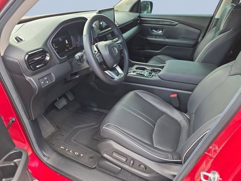 Used 2025 Honda Pilot Elite image 10