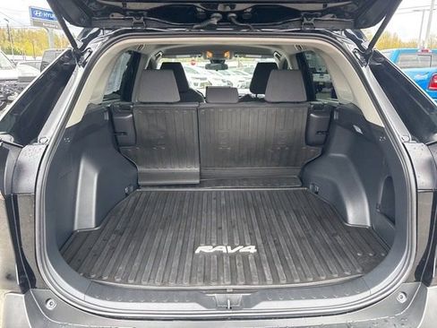 Used 2020 Toyota RAV4 XLE w/ All Weather Liner Package image 15