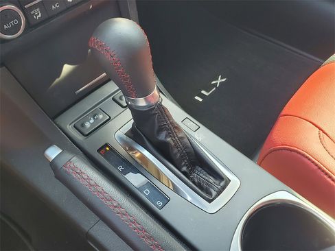 Certified 2022 Acura ILX w/ Premium & A-SPEC Package image 33