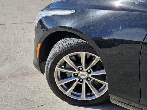 Used 2019 Cadillac CTS Luxury image 5