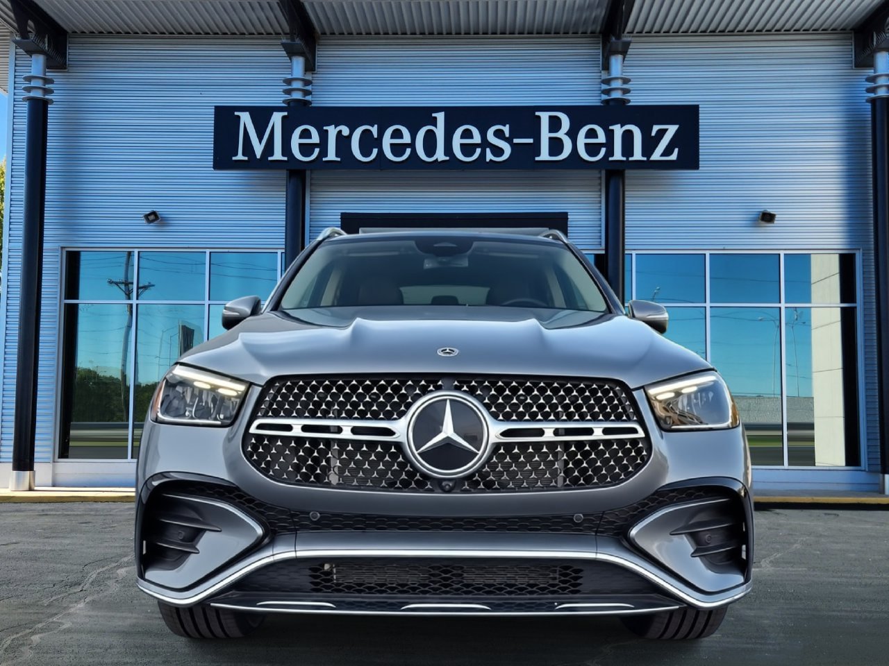 New 2026 Mercedes-Benz GLE 450 4MATIC image 2