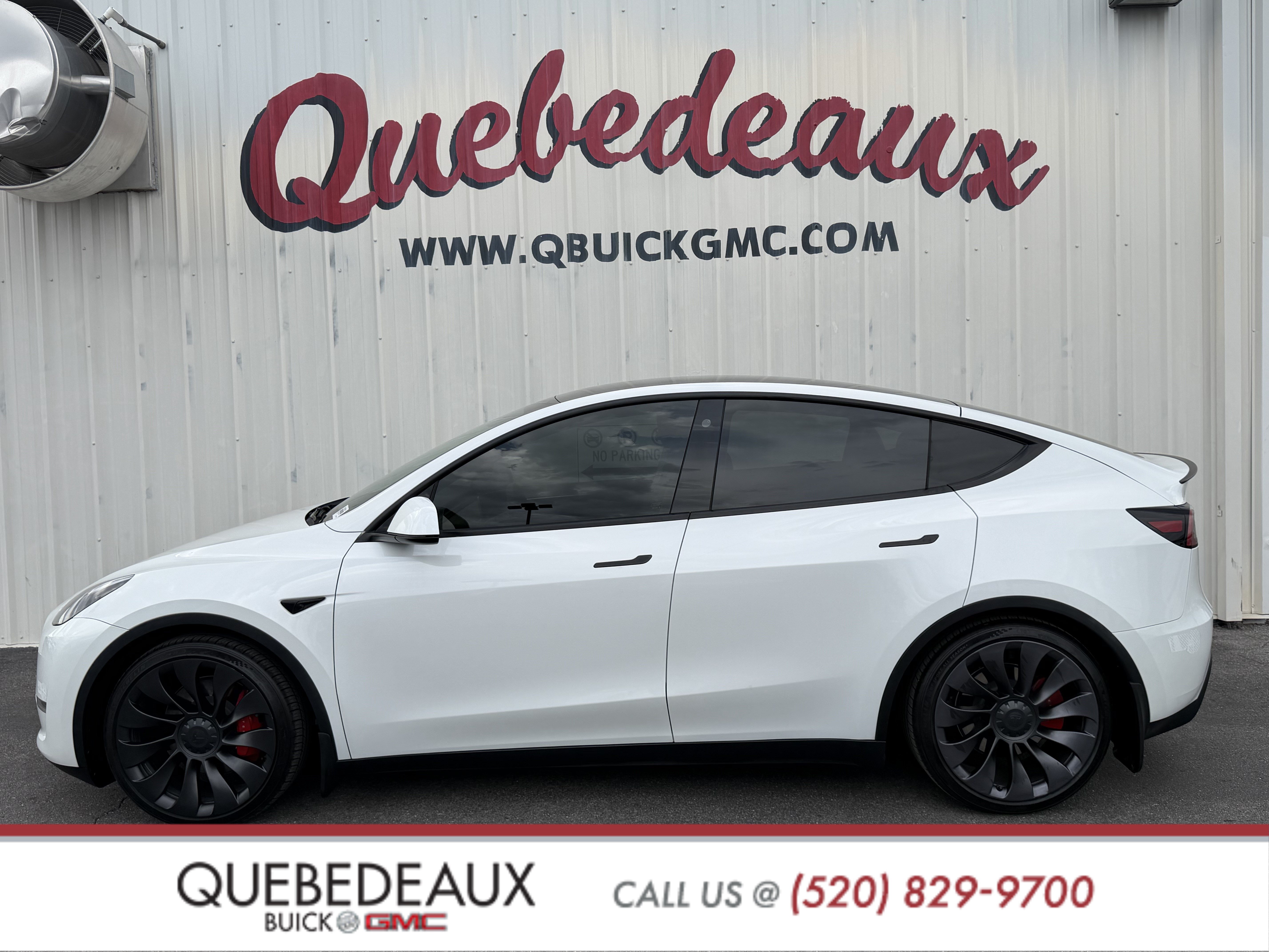 Used 2023 Tesla Model Y Performance AWD/4WD image 8