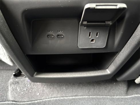 New 2026 Chevrolet Traverse RS image 40