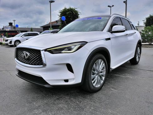 Used 2023 INFINITI QX50 Luxe AWD/4WD image 3