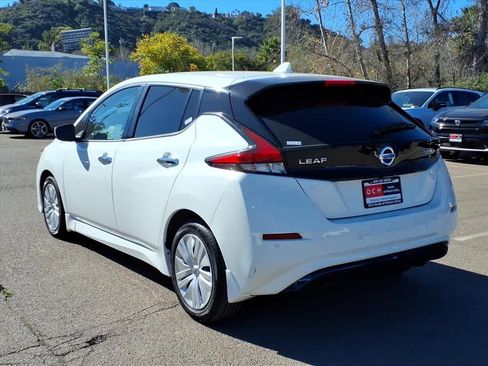 Used 2022 Nissan Leaf S image 7