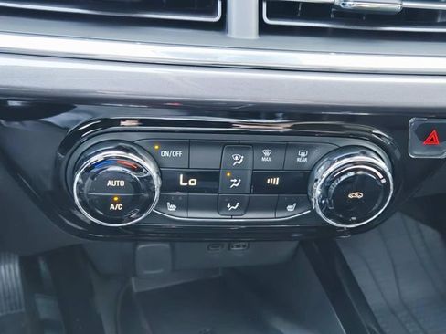 New 2026 Chevrolet Trax ACTIV w/ Sunroof Package image 21