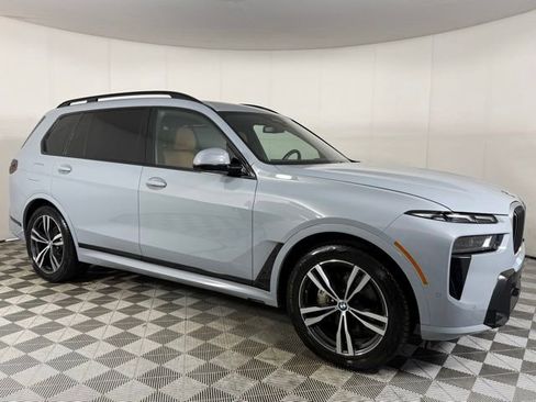 Used 2023 BMW X7 xDrive40i w/ Executive Package AWD/4WD image 7