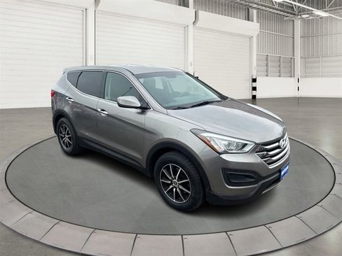 Used 2016 Hyundai Santa Fe Sport image 7