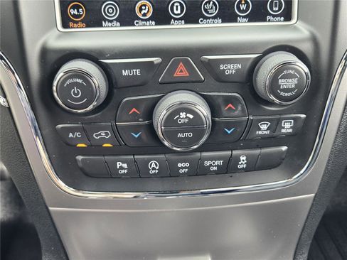 Used 2018 Jeep Grand Cherokee Limited w/ Trailer Tow Group IV RWD image 18