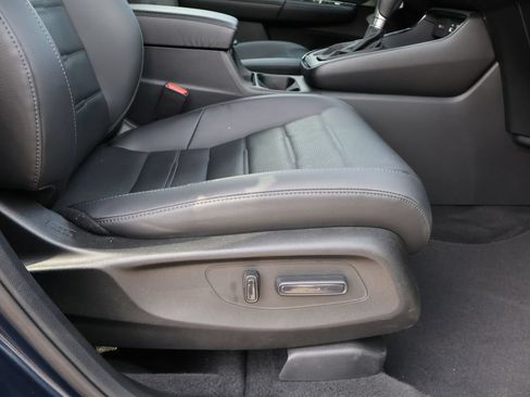 Certified 2023 Honda CR-V EX-L image 10