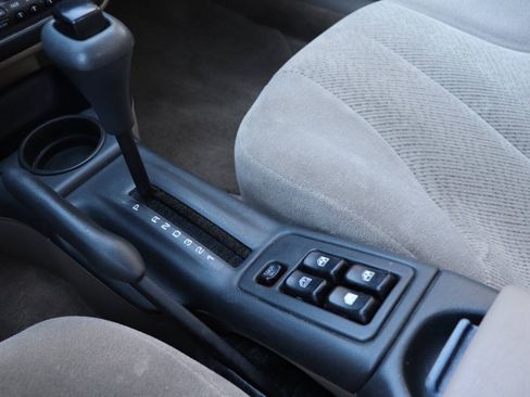 Used 1997 Chevrolet Cavalier LS w/ Preferred Equipment Group 2 FWD image 25