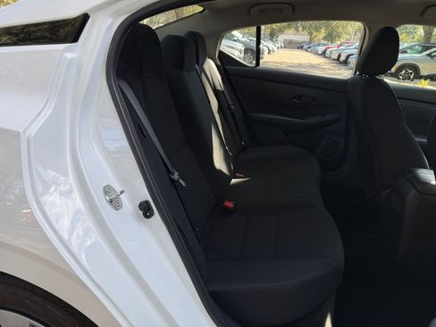 Used 2025 Nissan Sentra S image 34