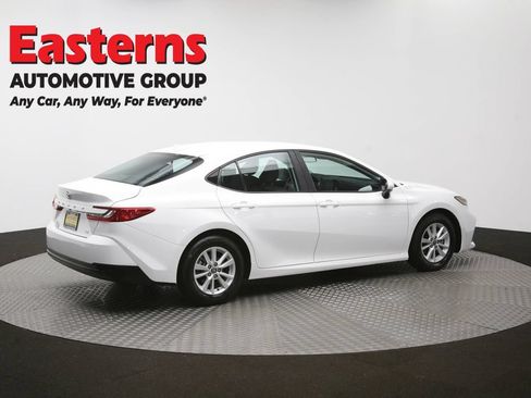 Used 2025 Toyota Camry LE FWD image 44