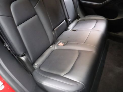Used 2022 Tesla Model Y Long Range image 43